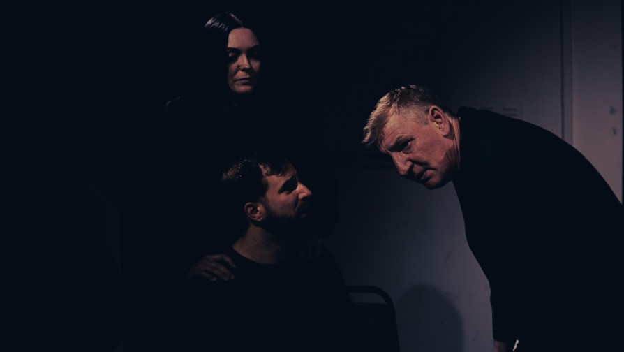 photo alternative text...